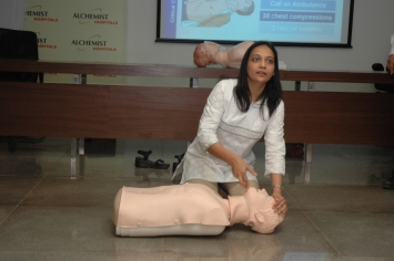 Demonstration of techniques of CPR-3